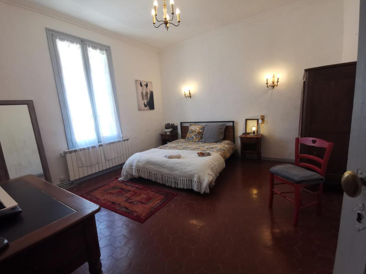 Willa La Taniere 16 Couchages Vergèze Zewnętrze zdjęcie