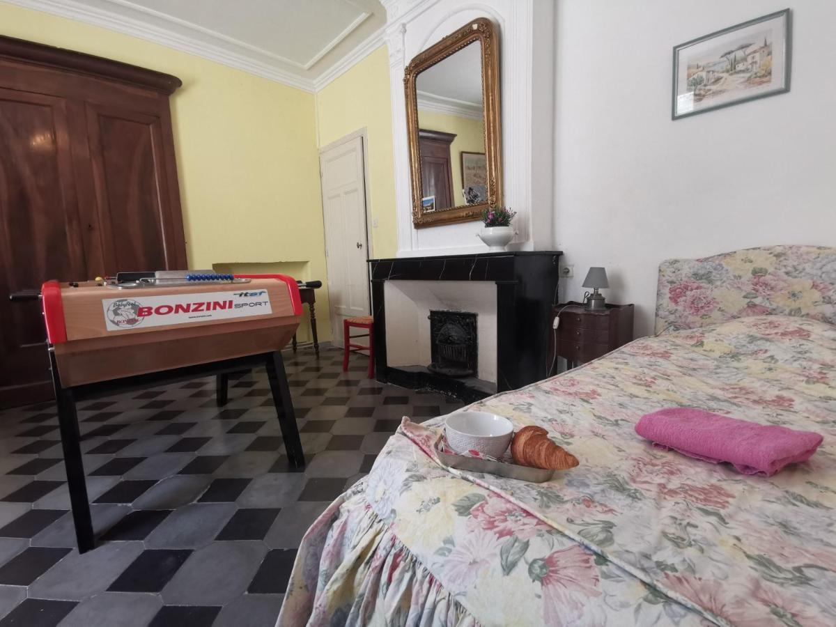 Willa La Taniere 16 Couchages Vergèze Zewnętrze zdjęcie